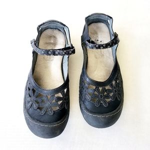 JBU Jambu Wildflower Mary Jane shoes,  Women's size 8